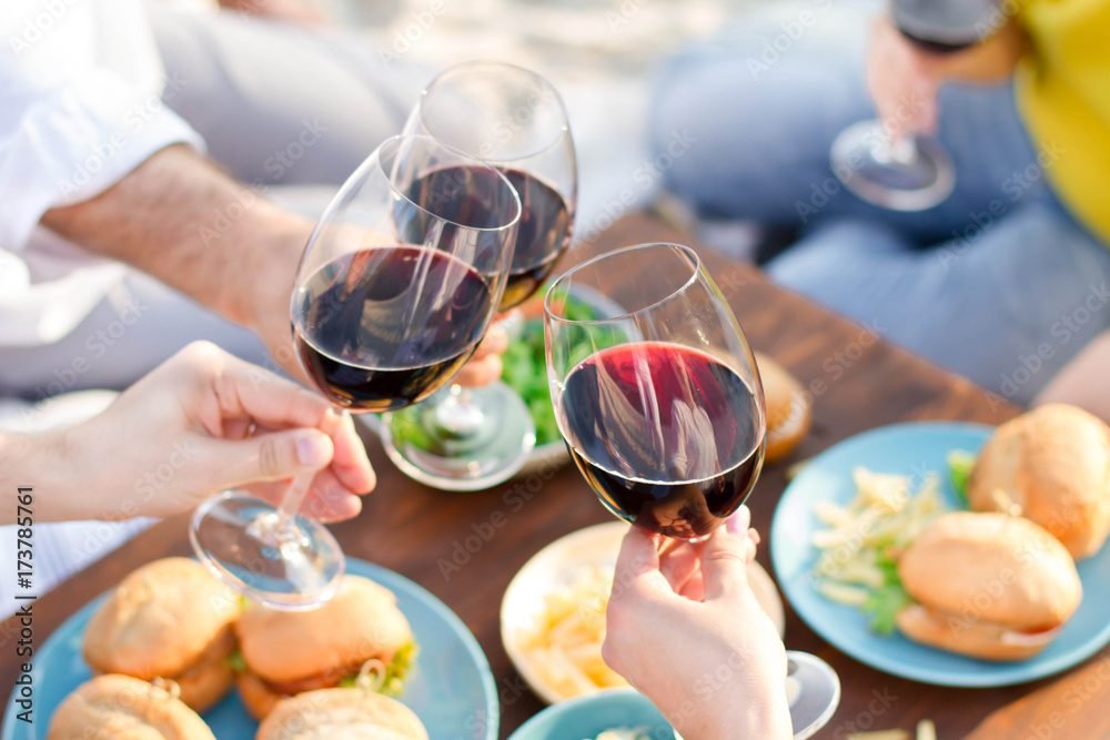 New Vista Wine Walk at Downtown Summerlin